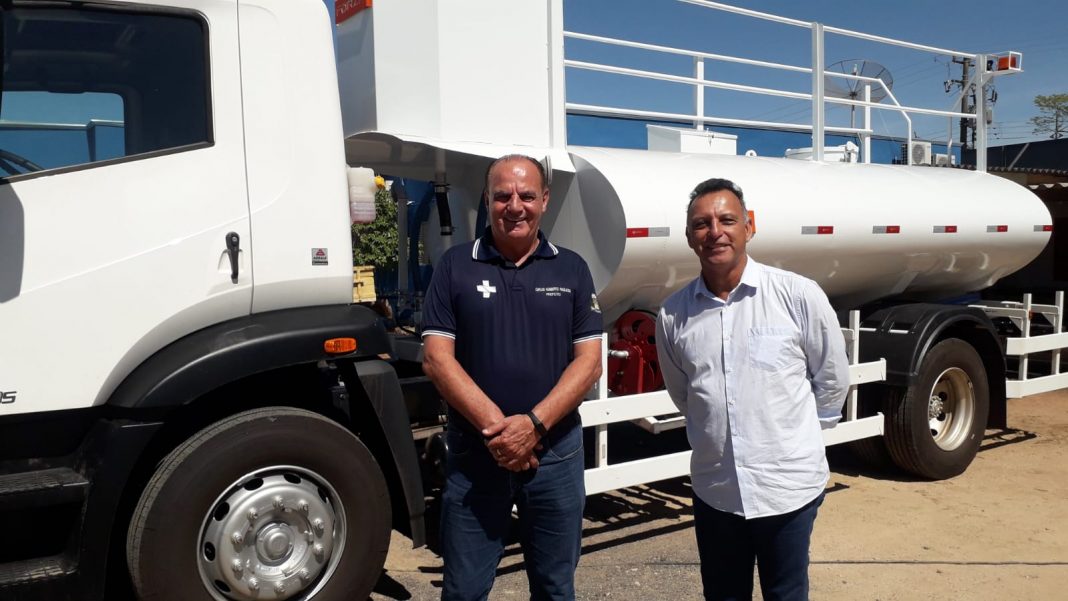Prefeito Neco Pagliosa agradece empenho do vereador Haroldo na viabilização de um novo caminhão para Caracol