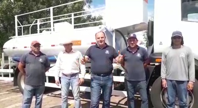 Prefeitura de Caracol recebe caminhão pipa para combate a incêndio e atendimento a outras demandas do município