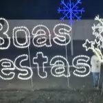 Com muita emoção e alegria, multidão prestigia inauguração da Iluminação Natalina de Caracol